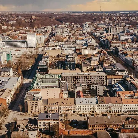 Lovely Apartment In The City Center Каунас Экстерьер фото
