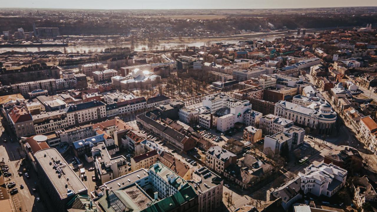 Lovely In The Center Апартаменты Каунас